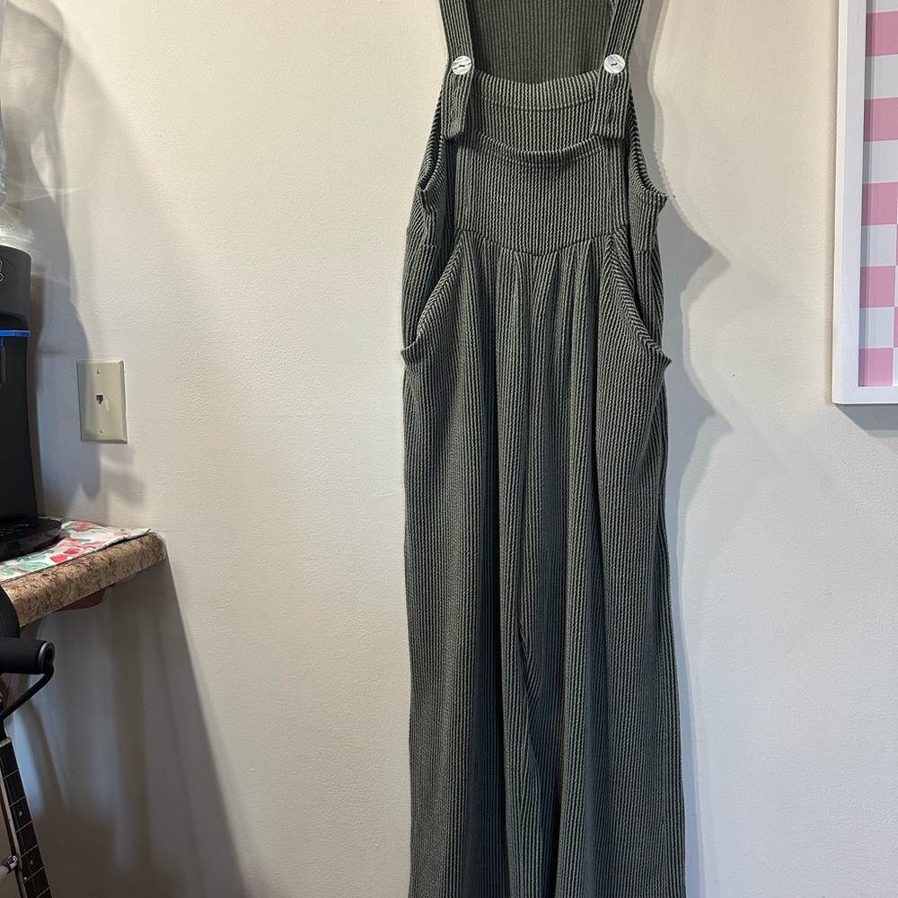 Blakeley Ribbed Olive Green Wide-Leg Overalls Jumpsuit
